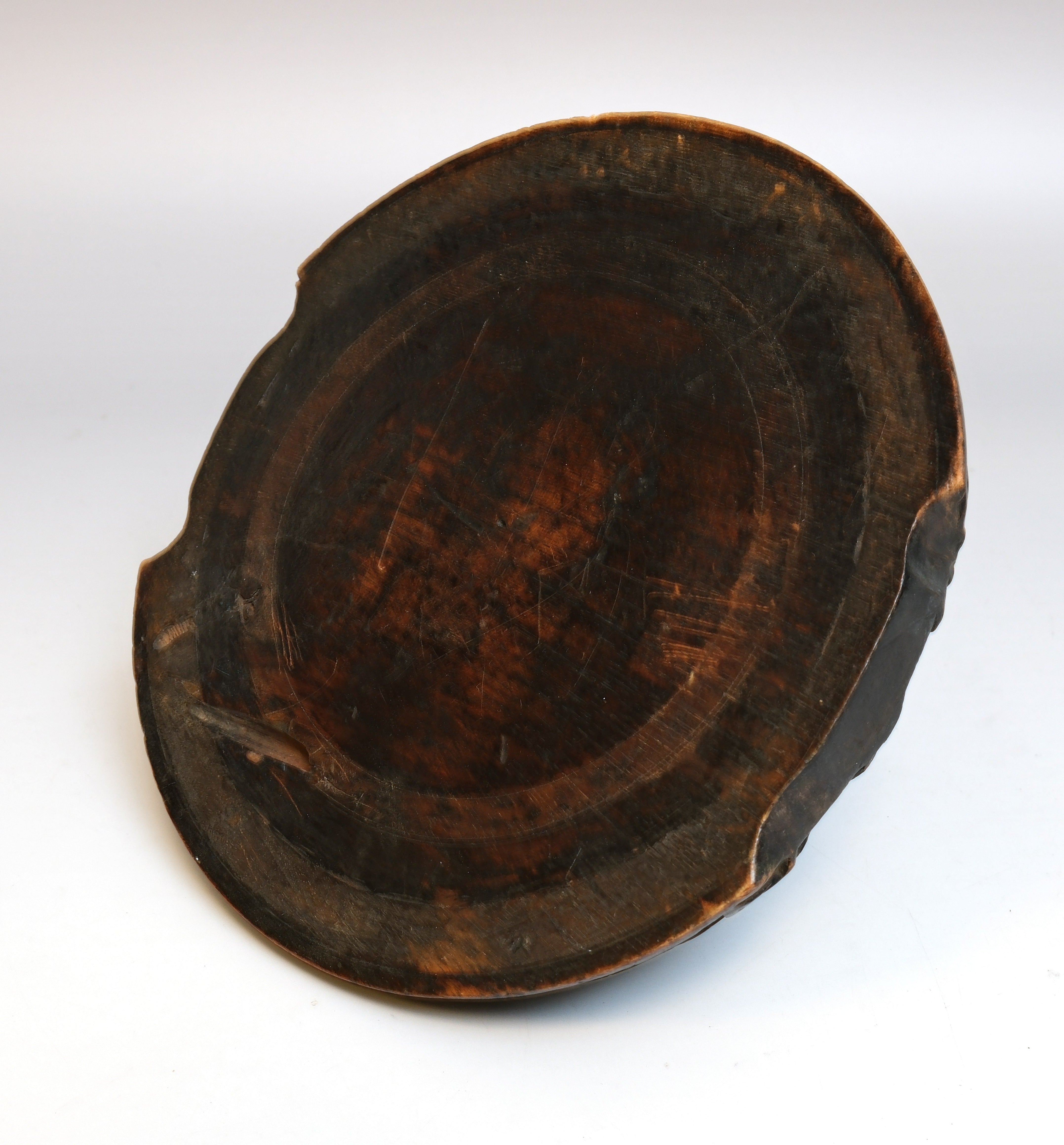 Een bronzen drievoetwierookvat uit de Ming-dynastie