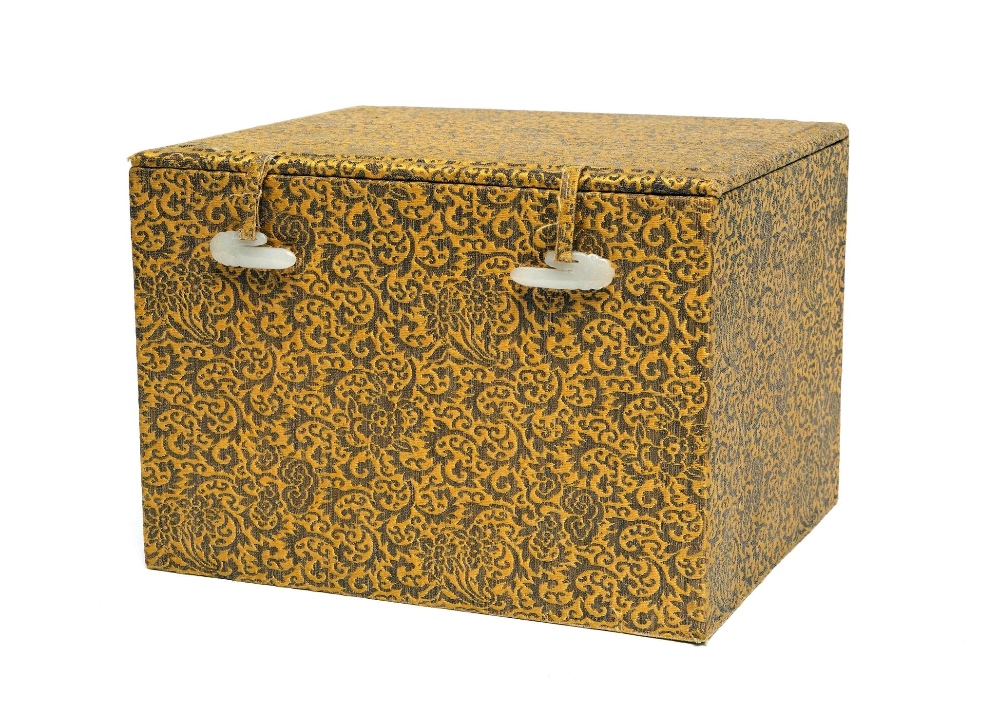 Chinese jade bell - fitted case